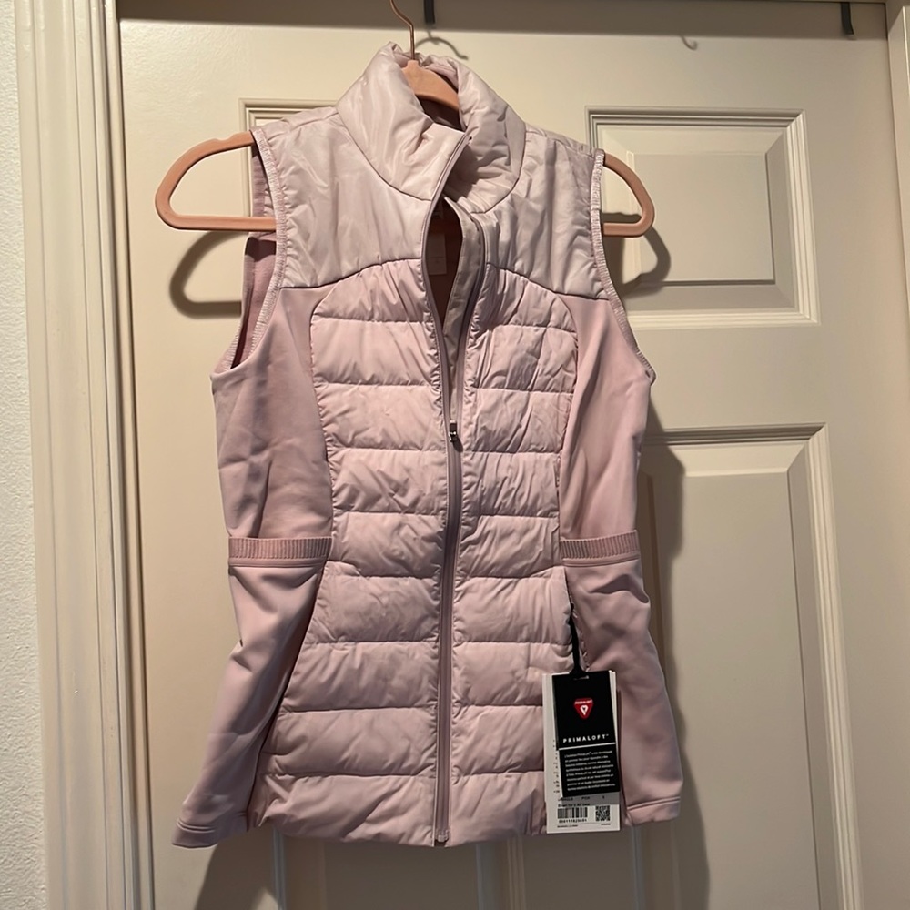Lululemon Down for it All Vest size 6